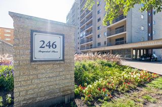 Photo 1: 501 246 Roslyn Road in Winnipeg: Osborne Village Condominium for sale (1B)  : MLS®# 202223764