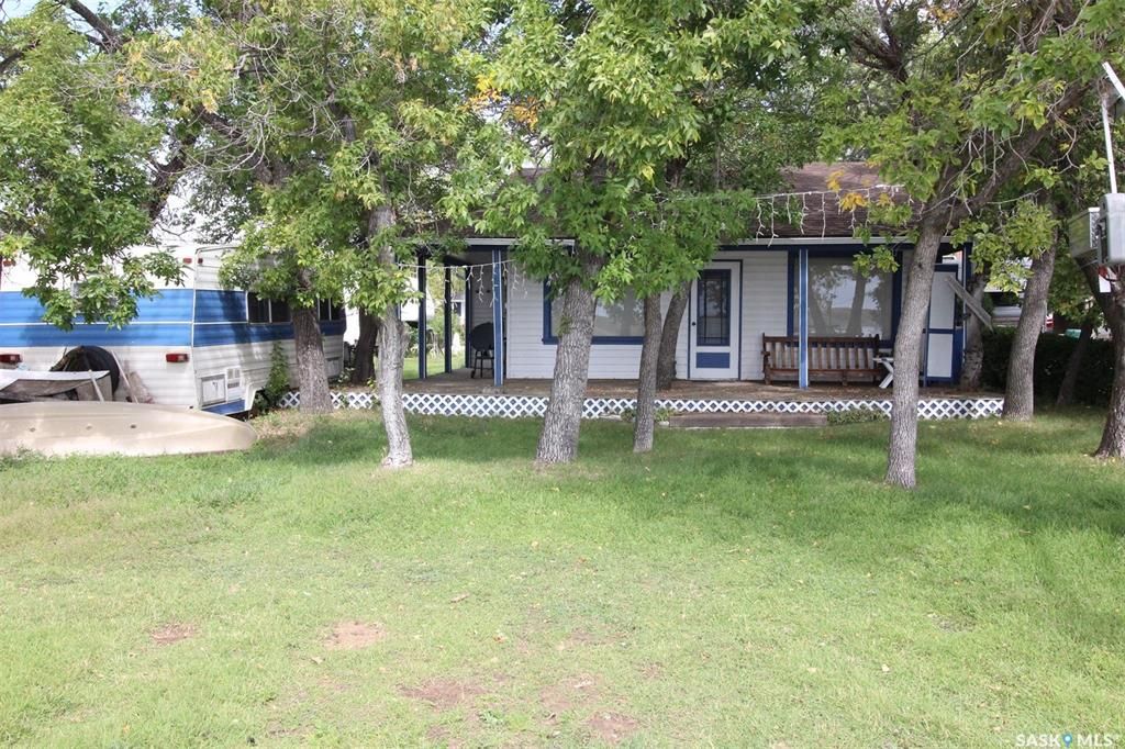 Photo 2: Photos: 103 Elim Drive in Lac Pelletier: Residential for sale : MLS®# SK808812