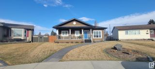 Photo 2: 10227 52 Street in Edmonton: Zone 19 House for sale : MLS®# E4382559