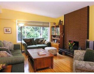 Photo 2: 1584 KILMER Road in North Vancouver: Lynn Valley House for sale : MLS®# V634731