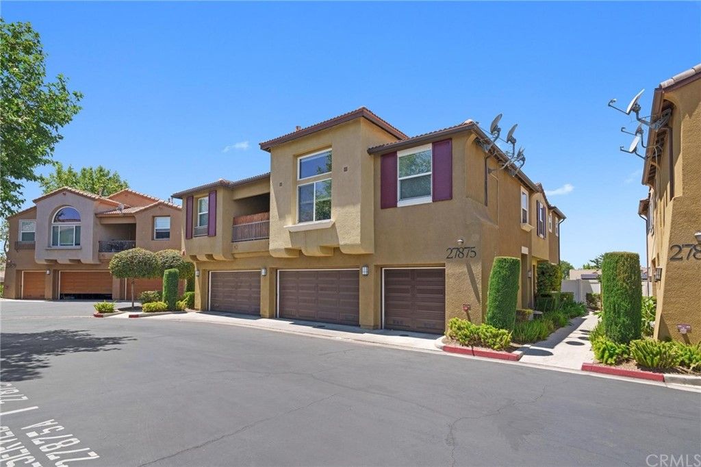 Main Photo: 27875 Cactus Avenue Unit B in Moreno Valley: Residential for sale (259 - Moreno Valley)  : MLS®# IG22102810