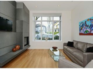 Photo 3: 2048 WHYTE Avenue in Vancouver: Kitsilano 1/2 Duplex for sale in "Kits Point" (Vancouver West)  : MLS®# V1055098