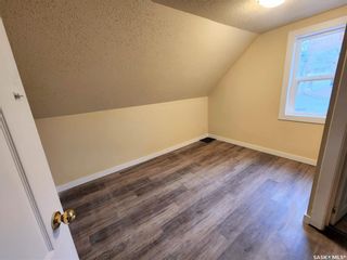 Photo 12: 406 26th Street West in Saskatoon: Caswell Hill Residential for sale : MLS®# SK890763