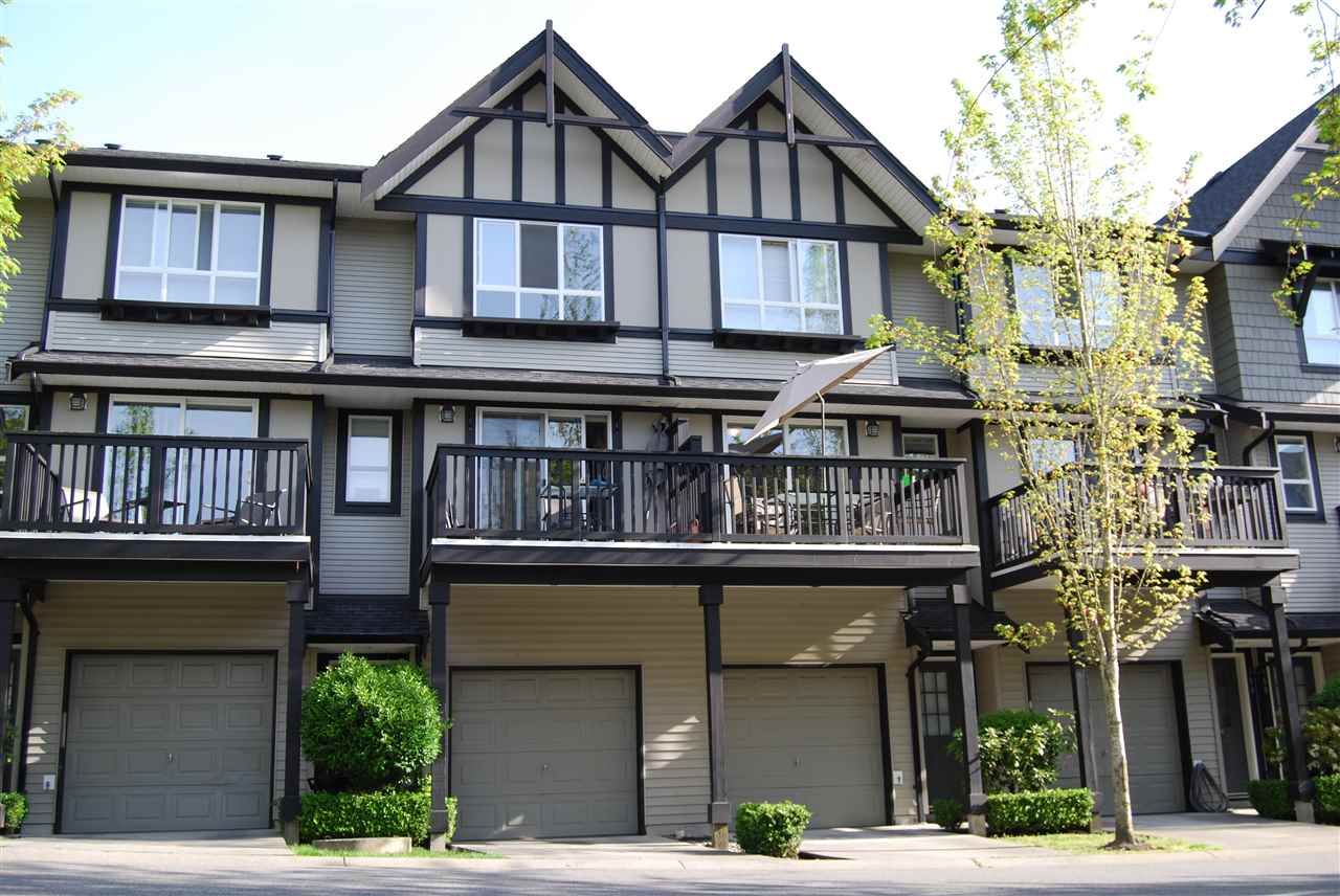 Main Photo: 147 6747 203 Street in Langley: Willoughby Heights Townhouse for sale in "SAGEBROOK" : MLS®# R2059785