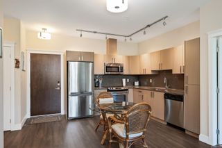 Photo 13: 404 1900 Watkiss Way in View Royal: VR Hospital Condo for sale : MLS®# 930883