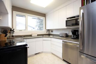 Photo 9: 61 Vincent Massey Boulevard in Winnipeg: Windsor Park Residential for sale (2G)  : MLS®# 202005748