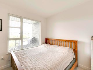 Photo 4: 1 Bedroom and Den Suite For Sale at Fremont Green 317 550 Seaborne Place Port Coquitlam BC V3B 0L3