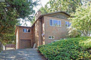 Photo 1: 1005 Bristol Rd in VICTORIA: SE Quadra House for sale (Saanich East)  : MLS®# 764399