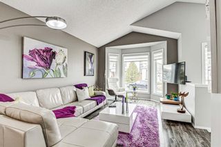 Photo 4: 31 River Rock Circle SE in Calgary: Riverbend Detached for sale : MLS®# A1089963