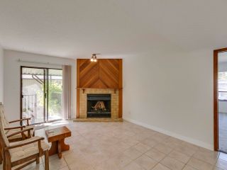 Photo 11: 405 GOYER Court in Coquitlam: Central Coquitlam House for sale : MLS®# R2785726