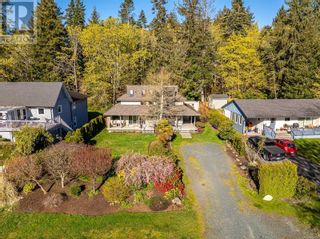 Photo 2: 224 Spindrift Rd in Courtenay: House for sale : MLS®# 960691