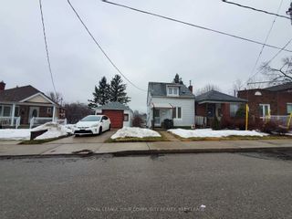 Photo 4: 17 Woodcroft Crescent in Toronto: Caledonia-Fairbank House (2-Storey) for sale (Toronto W03)  : MLS®# W5988275