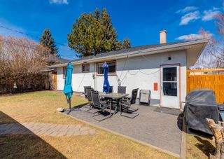 Photo 17: 39 Healy Drive SW in Calgary: Haysboro Detached for sale : MLS®# A1206322
