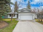 Main Photo: 624 Willingdon Boulevard SE in Calgary: Willow Park Detached for sale : MLS®# A2127124