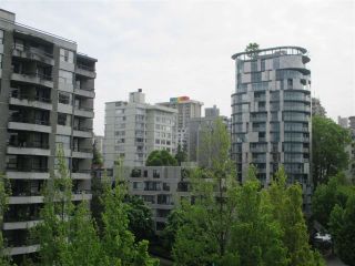 Photo 11: 804 1330 HARWOOD Street in Vancouver: West End VW Condo for sale in "Westsea Tower" (Vancouver West)  : MLS®# R2168898