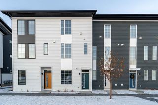 Photo 3: 2466 210 Avenue SE in Calgary: Legacy Row/Townhouse for sale : MLS®# A2013954