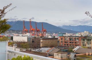 Photo 4: PH610 53 W HASTINGS Street in Vancouver: Downtown VW Condo for sale in "PARIS ANNEX" (Vancouver West)  : MLS®# R2728700