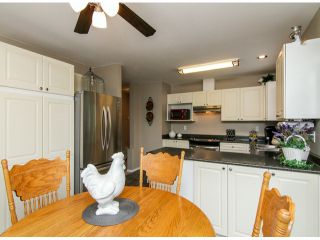 Photo 10: 22 3902 LATIMER Street in Abbotsford: Abbotsford East Townhouse for sale in "Country View Estates" : MLS®# F1416425