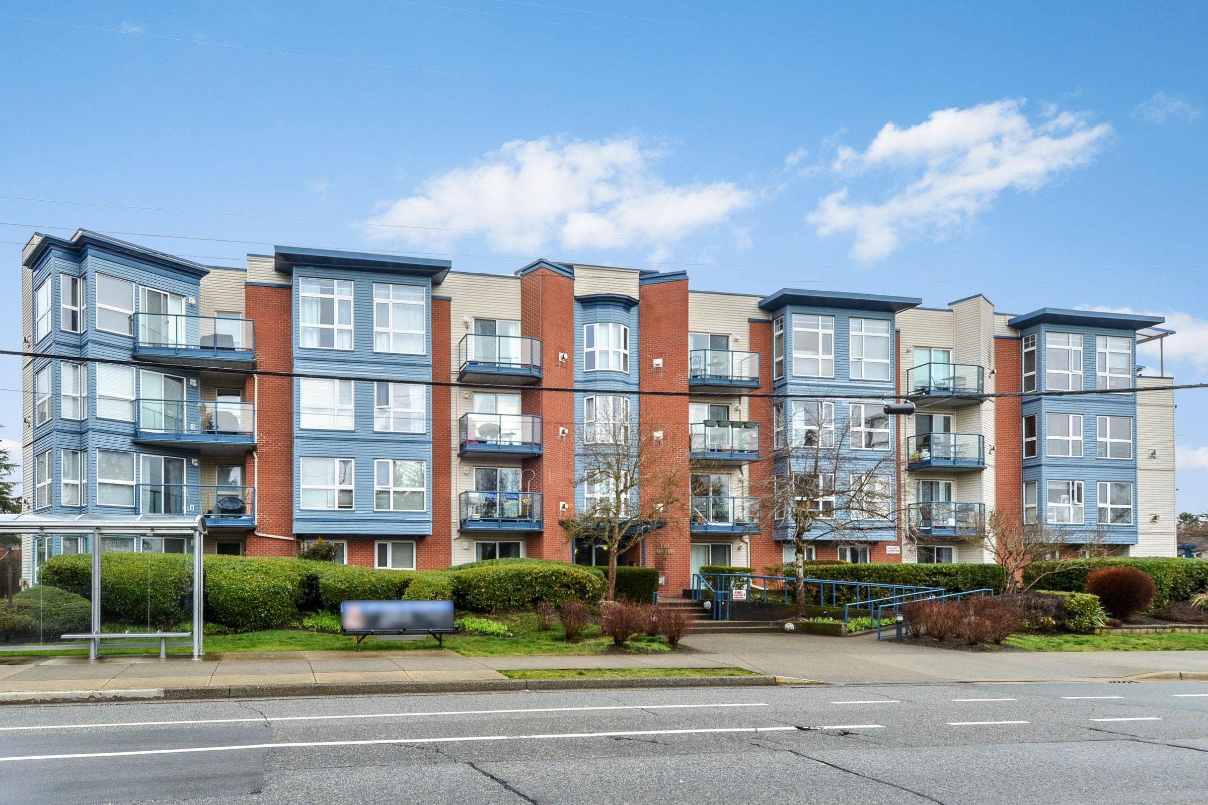 Main Photo: 108 20277 53 Avenue in Langley: Langley City Condo for sale in "METRO 2" : MLS®# R2760054