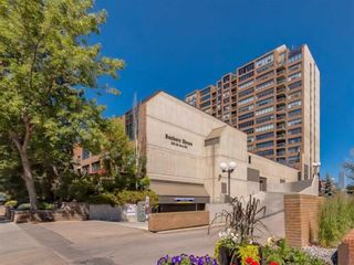 Main Photo: 1606 330 26 Avenue SW in Calgary: Mission Apartment for sale : MLS®# A1245182