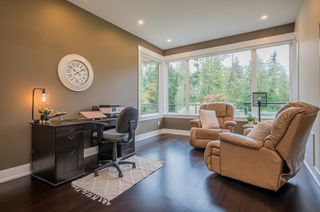 Photo 14: 24648 ROBERTSON Crescent in Langley: Salmon River House for sale in "Salmon River" : MLS®# R2825741