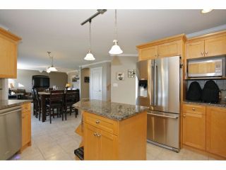 Photo 8: 6849 184A Street in Surrey: Cloverdale BC House for sale (Cloverdale)  : MLS®# F1400810