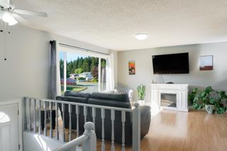 Photo 5: 15 ANGLE Street: Kitimat House for sale : MLS®# R2786842