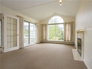 Photo 2: 21 2130 MARINE Drive in West Vancouver: Dundarave Condo for sale in "Lincoln Gardens" : MLS®# V1115405