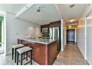 Photo 8: 2002 918 COOPERAGE Way in Vancouver: Yaletown Condo for sale in "MARINER" (Vancouver West)  : MLS®# V1116237