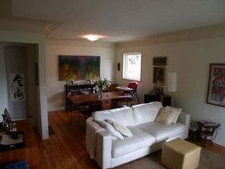 Photo 4: 1073 Davie St in Victoria: Residential for sale : MLS®# 289115