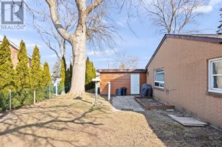 Photo 21: 2584 FRONT ROAD in LaSalle: House for sale : MLS®# 24003321
