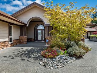 Photo 3: 1923 Sandtrap Pl in Campbell River: CR Campbell River West House for sale : MLS®# 906711