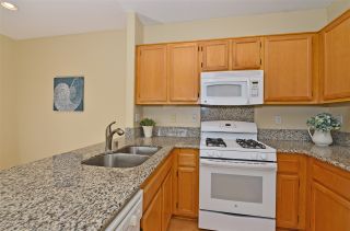 Photo 9: SCRIPPS RANCH Condo for sale : 2 bedrooms : 10992 Ivy Hill #1 in San Diego