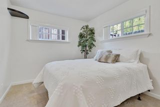 Photo 31: SOUTHWEST ESCONDIDO House for sale : 4 bedrooms : 1084 Robertson Drive in Escondido