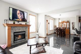 Photo 6: 309 Amber Trail in Winnipeg: Amber Trails Residential for sale (4F)  : MLS®# 202211247