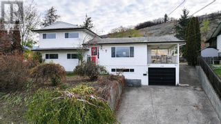 Photo 1: 174 Fenwick Road in Vernon: House for sale : MLS®# 10288083