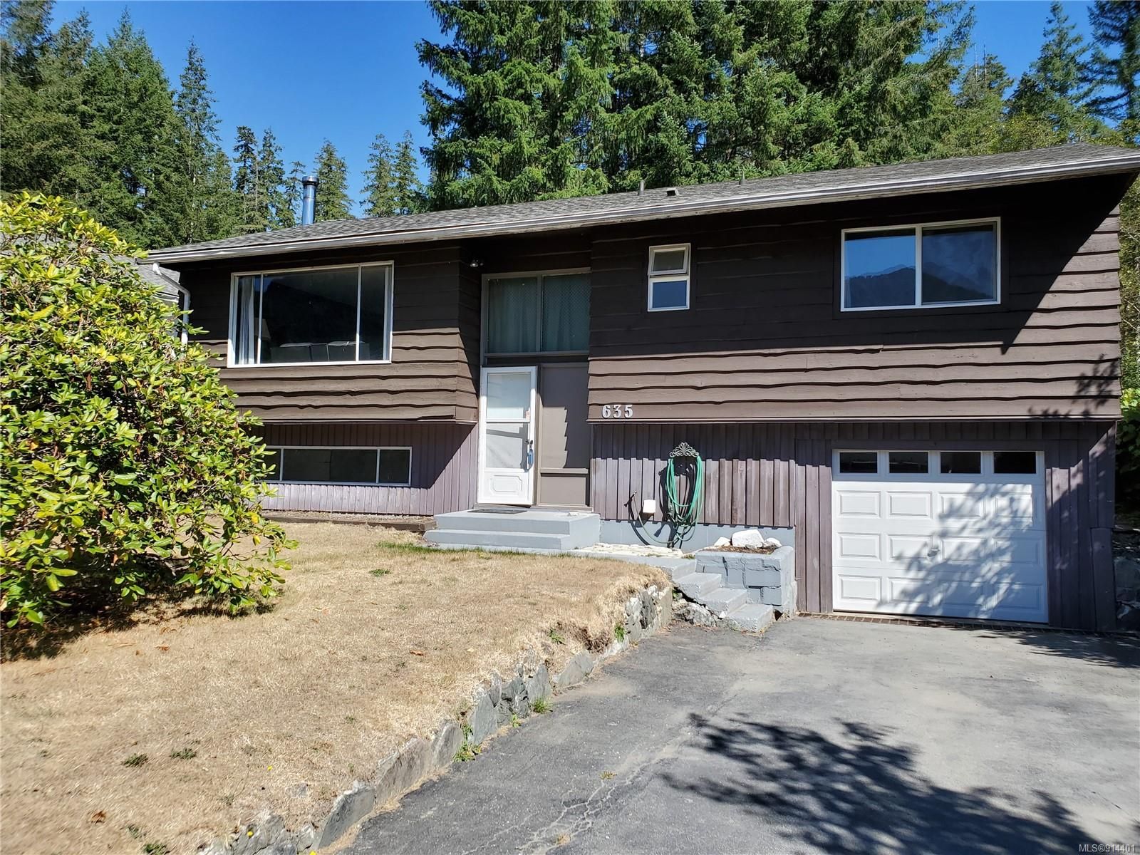 Main Photo: 635 Hummingbird Lane in Gold River: NI Gold River House for sale (North Island)  : MLS®# 914401