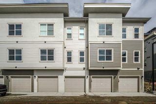 Photo 4: 162 2117 81 Street SW in Calgary: Springbank Hill Row/Townhouse for sale : MLS®# A2124095