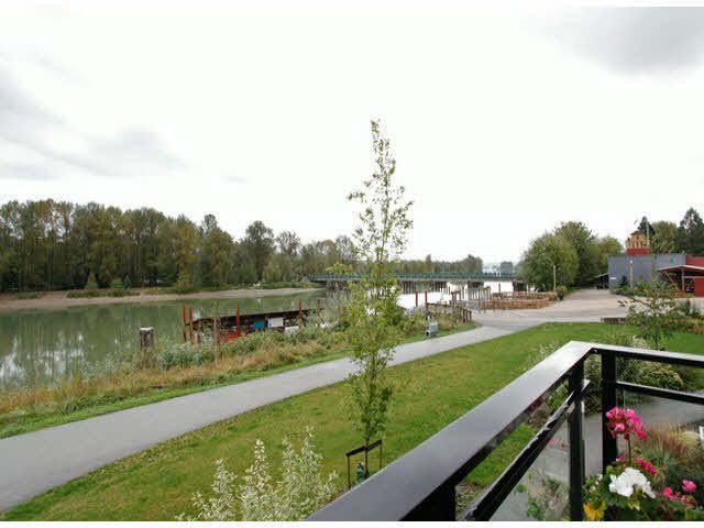 Main Photo: 207 23285 BILLY BROWN Road in Langley: Fort Langley Condo for sale in "The Village at Bedford Landing" : MLS®# F1423325