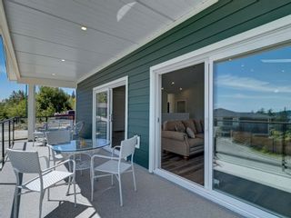 Photo 18: 5611 DUNGENESS Place in Sechelt: Sechelt District House for sale (Sunshine Coast)  : MLS®# R2785513