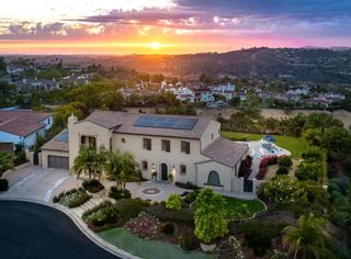 Main Photo: RANCHO SANTA FE House for rent : 5 bedrooms : 8122 Twilight Point Way in San Diego
