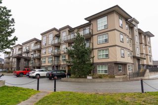 Photo 3: 302 30515 CARDINAL Avenue in Abbotsford: Abbotsford West Condo for sale in "Tamarind Westside" : MLS®# R2651892