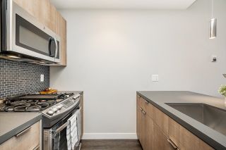 Photo 3: 1004 1788 ONTARIO Street in Vancouver: Mount Pleasant VE Condo for sale in "Proximity" (Vancouver East)  : MLS®# R2869638