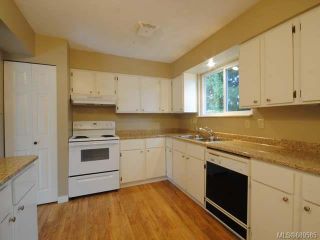 Photo 5: 1200 Hobson Ave in COURTENAY: CV Courtenay East House for sale (Comox Valley)  : MLS®# 689585