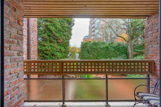 Photo 16: 309 2320 W 40TH Avenue in Vancouver: Kerrisdale Condo for sale in "Manor Gardens" (Vancouver West)  : MLS®# R2519001
