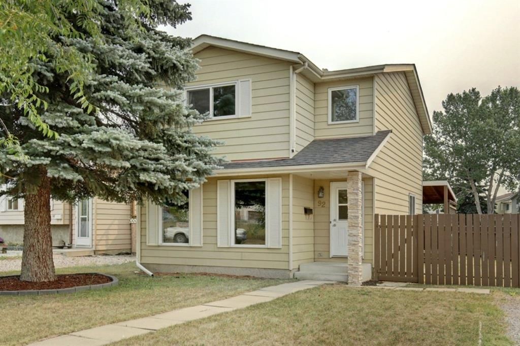 Main Photo: 92 Erin Croft Crescent SE in Calgary: Erin Woods Detached for sale : MLS®# A1136263