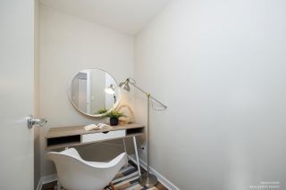 Photo 15: 2205 909 MAINLAND Street in Vancouver: Yaletown Condo for sale in "Yaletown Park 2" (Vancouver West)  : MLS®# R2746583