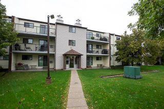 Photo 1: 304 9 Burland Avenue in Winnipeg: River Park South Condominium for sale (2F)  : MLS®# 1924259