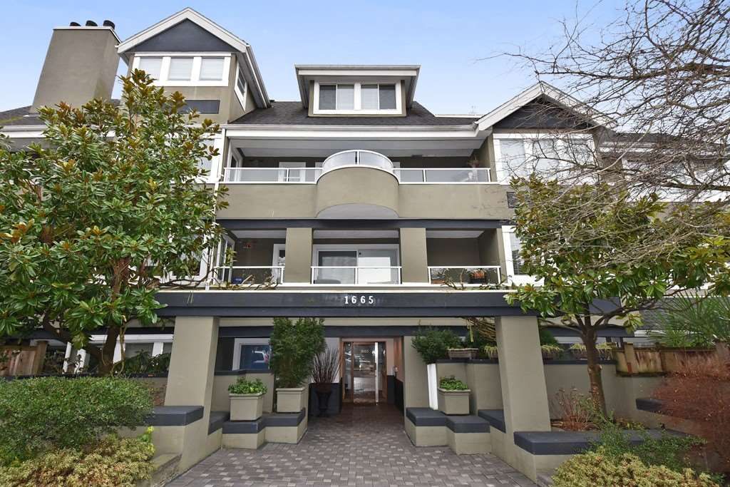 Main Photo: 402 1665 ARBUTUS Street in Vancouver: Kitsilano Condo for sale (Vancouver West)  : MLS®# R2134483