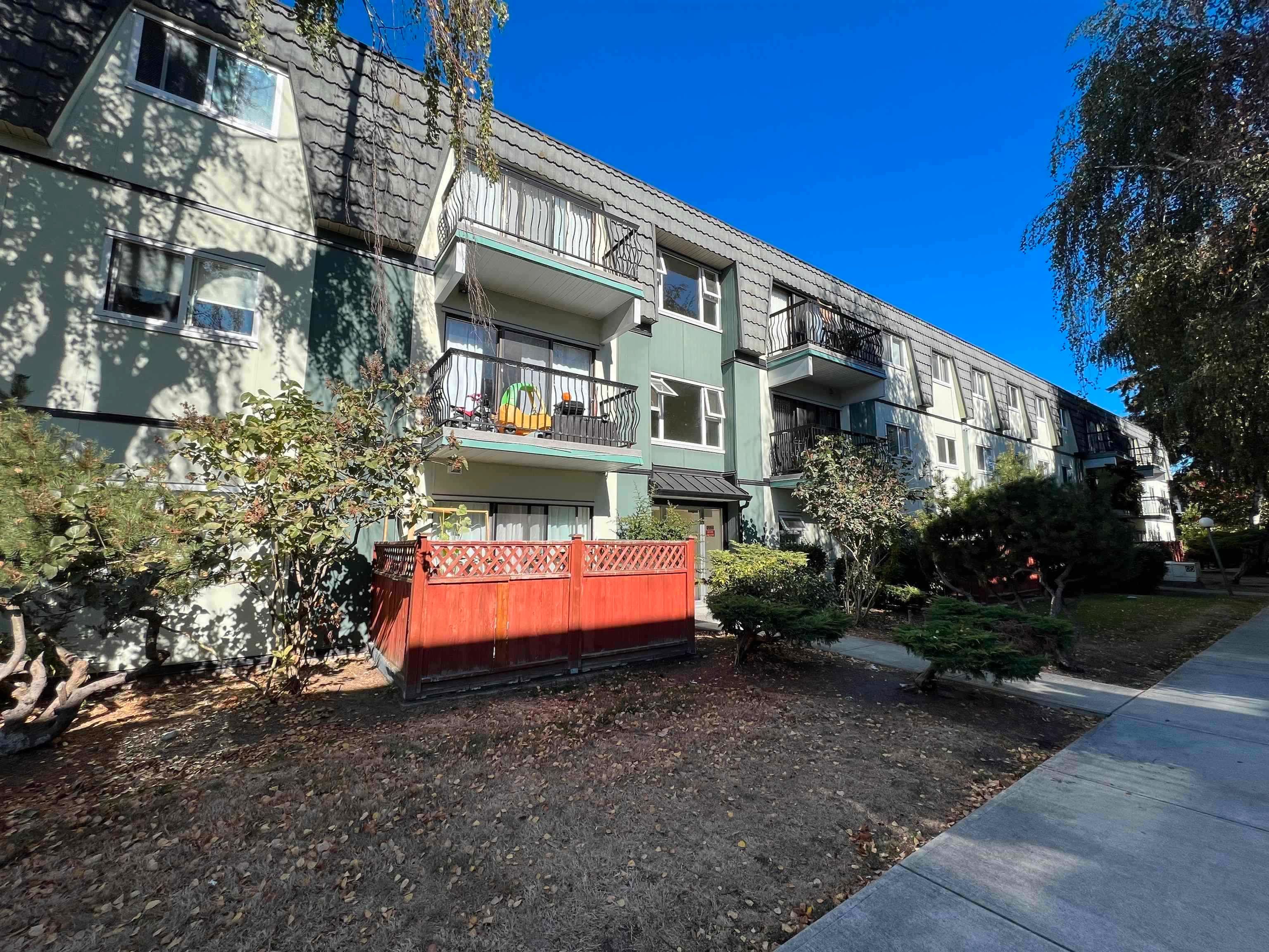 Main Photo: 361 8151 RYAN Road in Richmond: South Arm Condo for sale in "Mayfair Court" : MLS®# R2822852